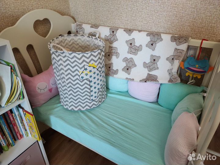 Бортики подушки в кроватку на 4 стороны (12 шт.)