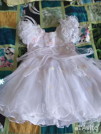Нарядное платье для девочки