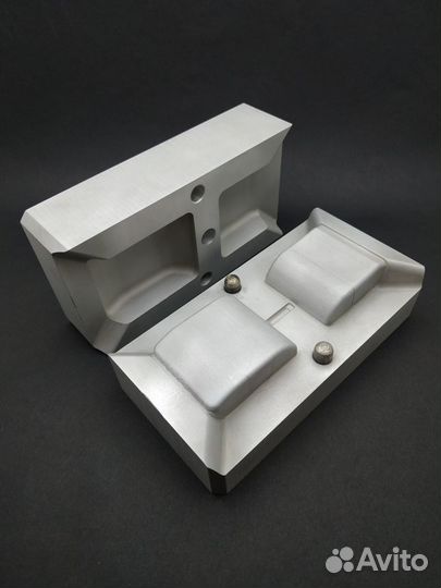 Мелкосерийное литьё пластика под давлением на тпа