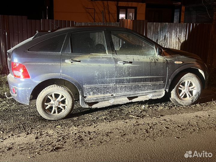 SsangYong Actyon 2.0 AT, 2007, 300 000 км