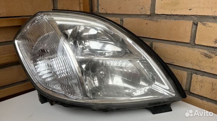 Фары Nissan Teana J31 Правая/Левая Ксенон