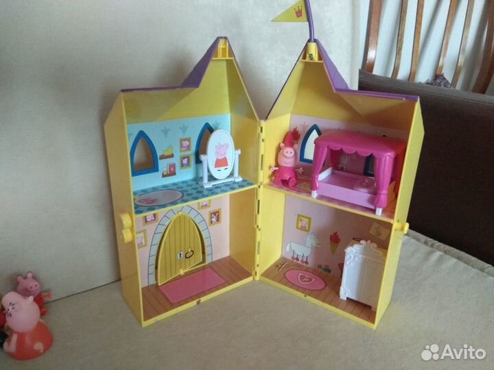Домик-замок свинки Пеппы