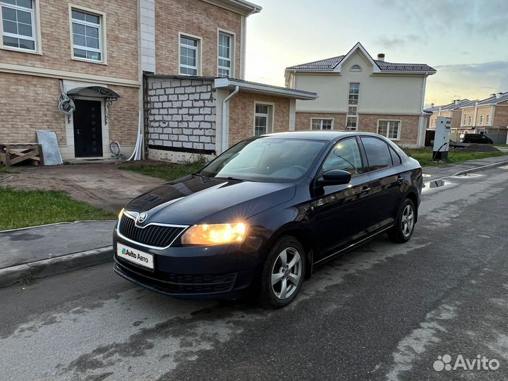 Skoda Rapid 1.6 AT, 2016, 120 000 км