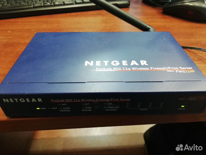 Wi-Fi роутер netgear FWG114P