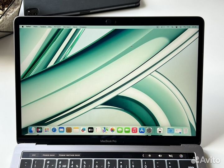 MacBook Pro 13” 2019 Core i5 8/256GB в «идеале»