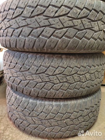 Toyo Open Country A/T 265/65 R17