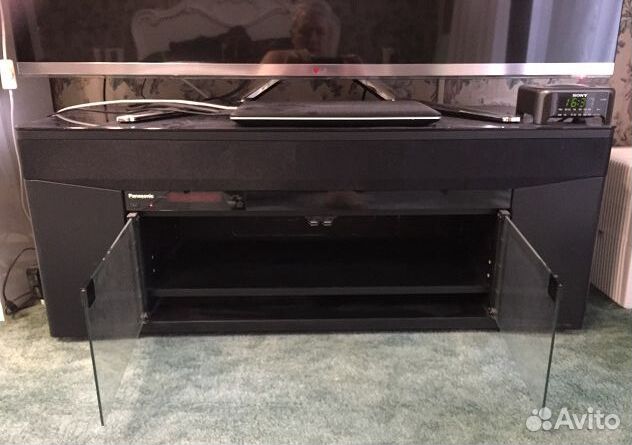 Тумба с акустикой для тв