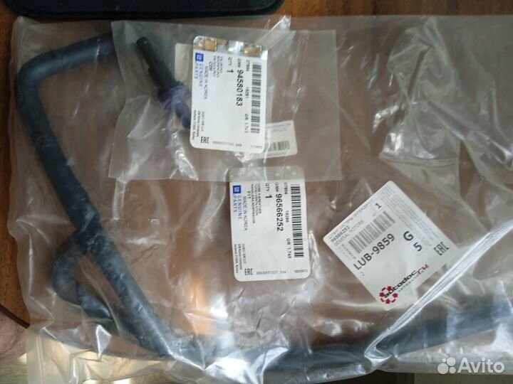 Клапан GM 94580183, патрубок GM 96566252