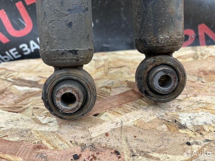 Стойки задние Nissan Juke F15 4WD