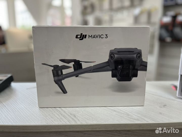 Квадрокоптер DJI Mavic 3 / В ассортименте