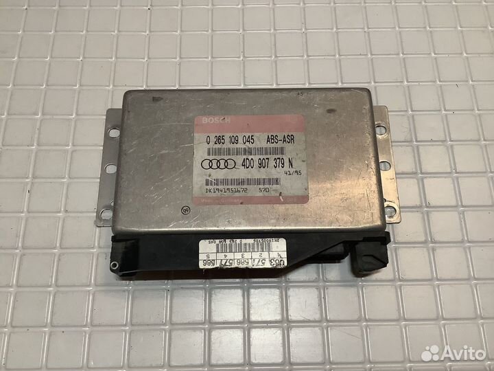 Блок управления ABS Audi S8 (D2) I (1996–1999)