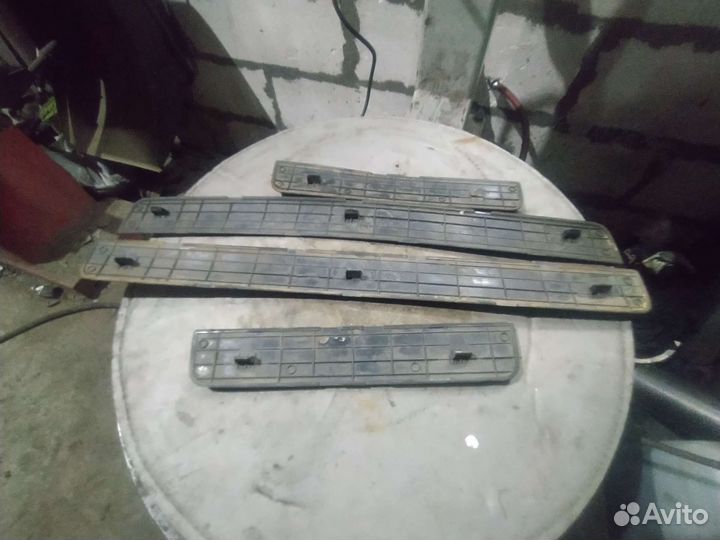 Накладки на пороги Ниссан Примера Р11