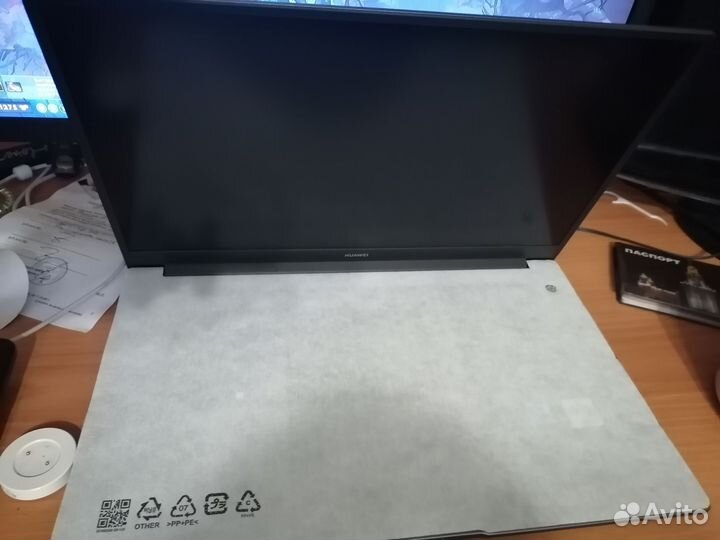 Huawei matebook d15 i3 12100