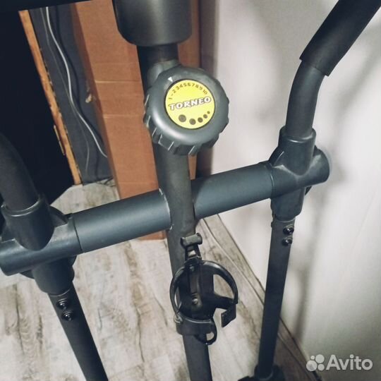 Эллиптический тренажер torneo