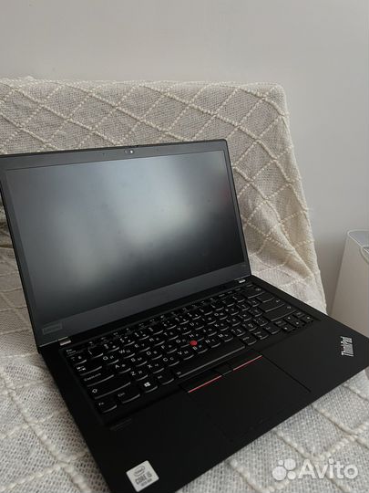 Ноутбук Lenovo thinkpad t14s
