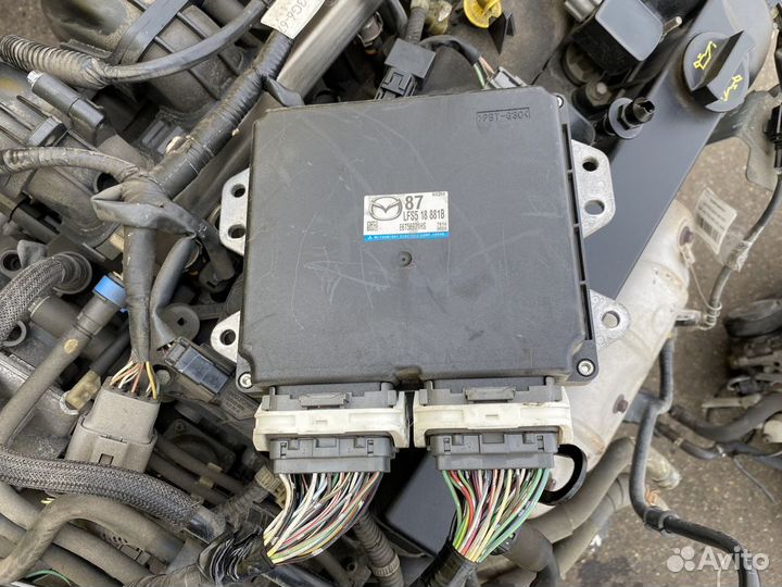 Блок управления двигателем LF-VE LFS5-18-881B Mazd