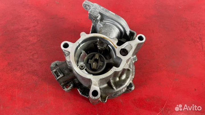 Вакуумный насос Audi A4 B8 1.8 tfsi cdhb 2009