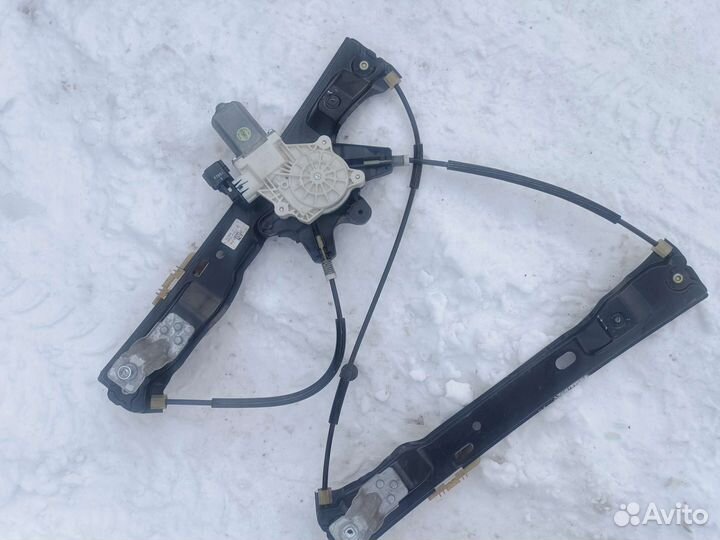 Электроподъемник Ford Focus 3