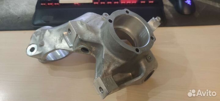 Porsche 911 рычаг подвески, цапфа