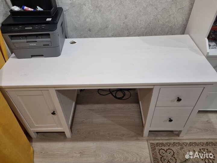 Письменный стол IKEA белый