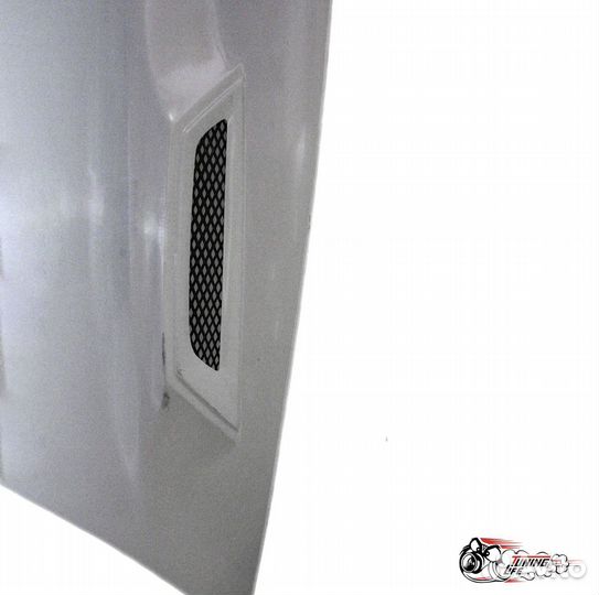 Капот стеклопластиковый 