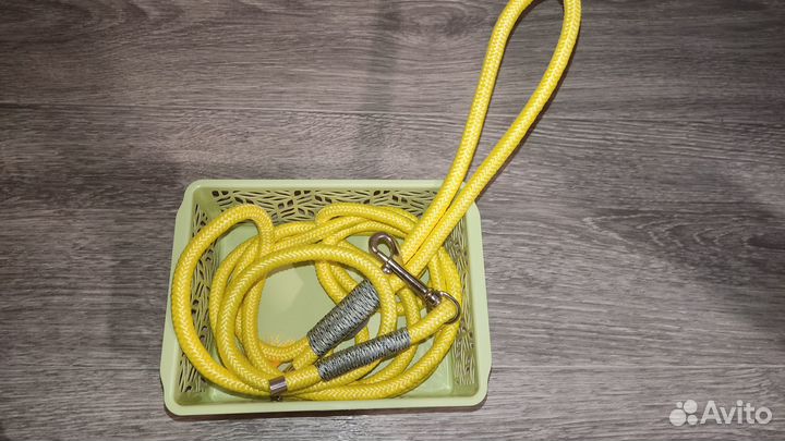 Поводок для собак