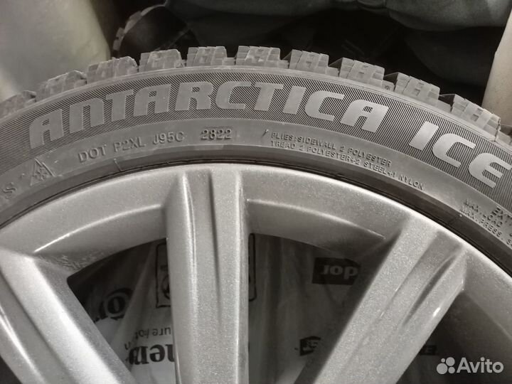 Zeta Antarctica Ice 245/45 R18