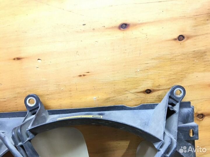 Диффузор радиатора Toyota Corona Premio ST210