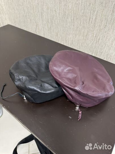 Берет из натуральной кожи,один размер