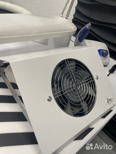 Вытяжка для маникюра