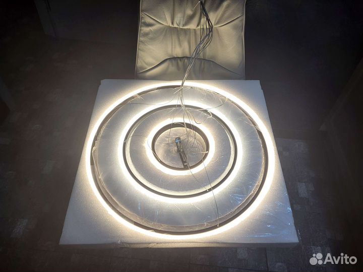 Люстра потолочная светодиодная новая