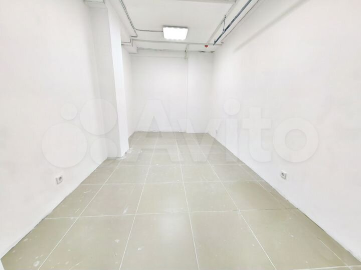 Новые офисы с водой на Б.Подгорной, 18-28 м²