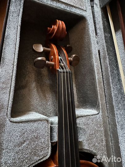 Скрипка страдивари 4/4, модель yamaha V5SA