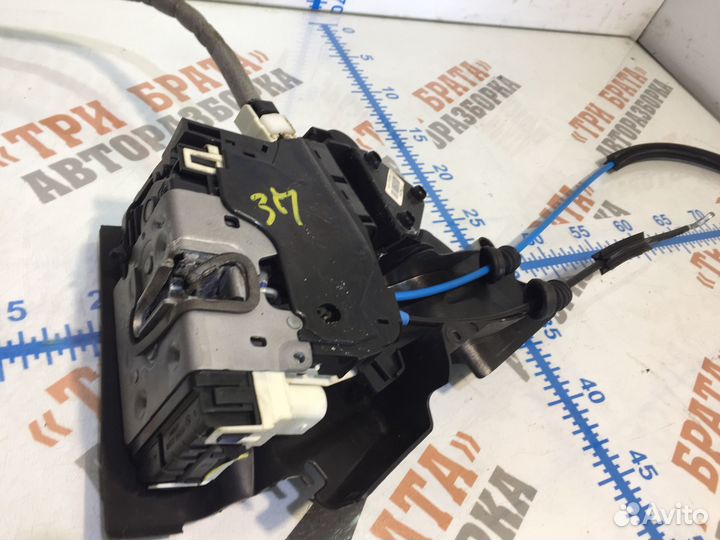 Мерседес С-Класс Замок задней двери Прав