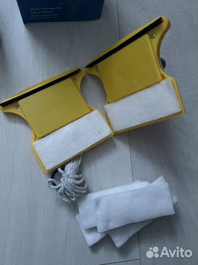 Щетка для мытья окон