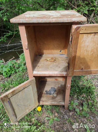 Старинные тумбочки