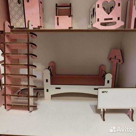 Домик кукольный