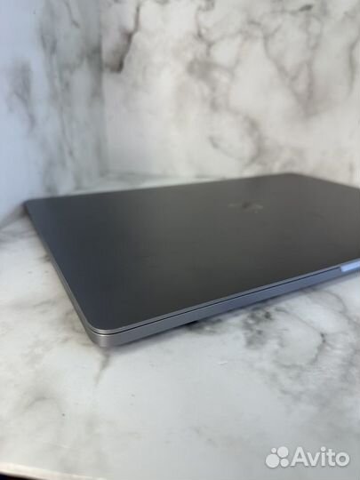 MacBook Pro 16 i7 2019 16/512GB