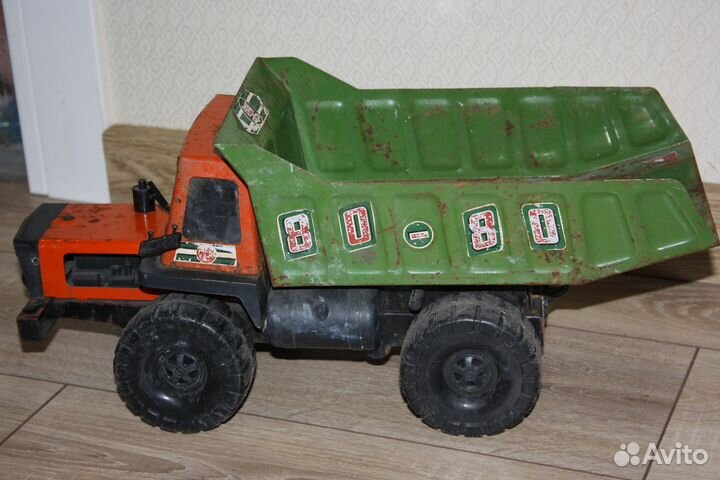 Игрушка СССР, машина, жесть, самосвал бмз. Оригина