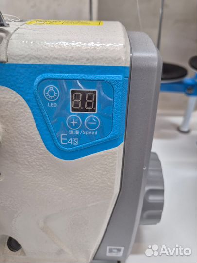 Оверлок Jack E4S-4-M03/333/Н/М