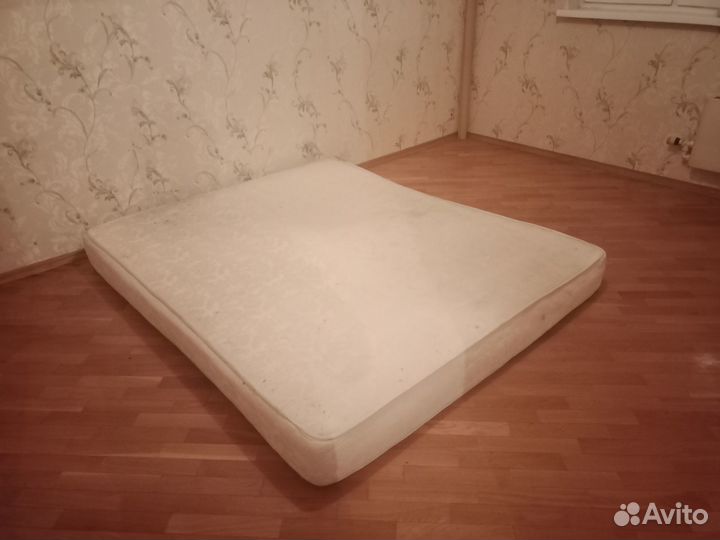 Матрас 160х190 бу
