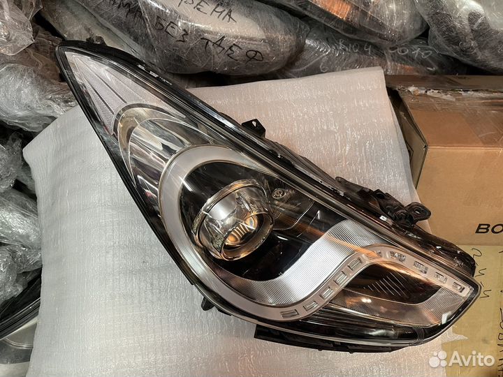 Фара правая Хендай i40 галоген дорестайл