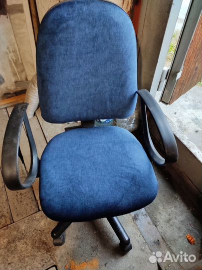 Компьютерное кресло