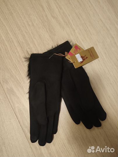 Перчатки женские новые