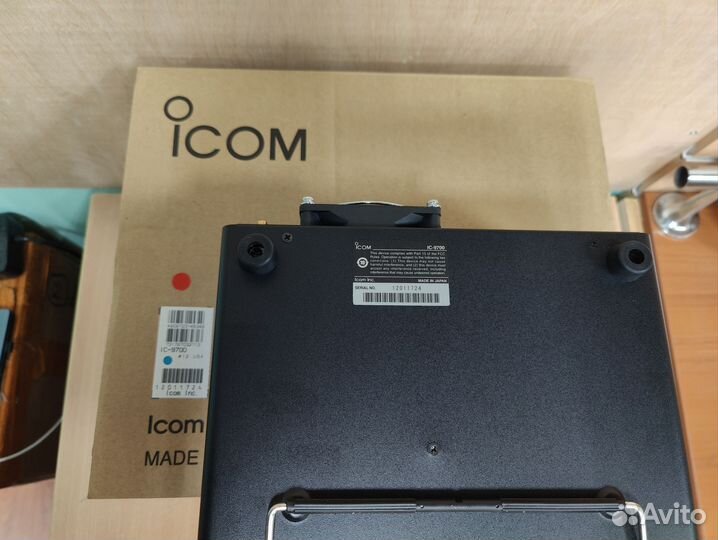 USA трансивер icom-9700 новые. В Москве