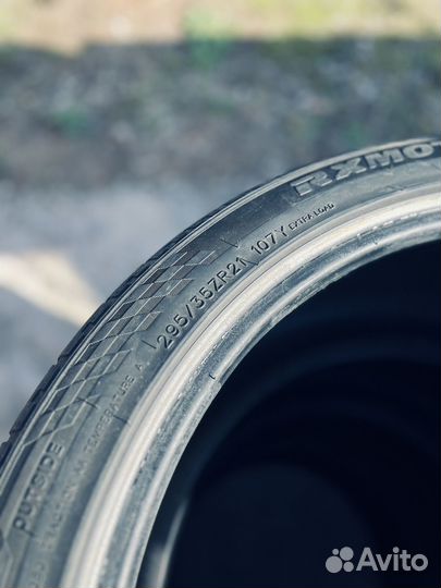 RoadX RXMotion U11 295/35 R21