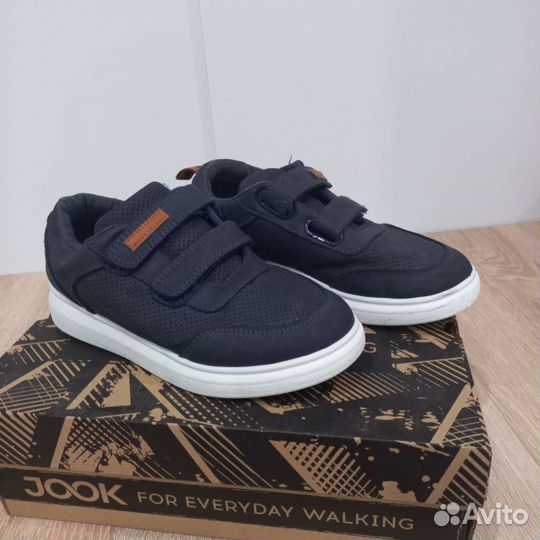 Кроссовки для мальчика