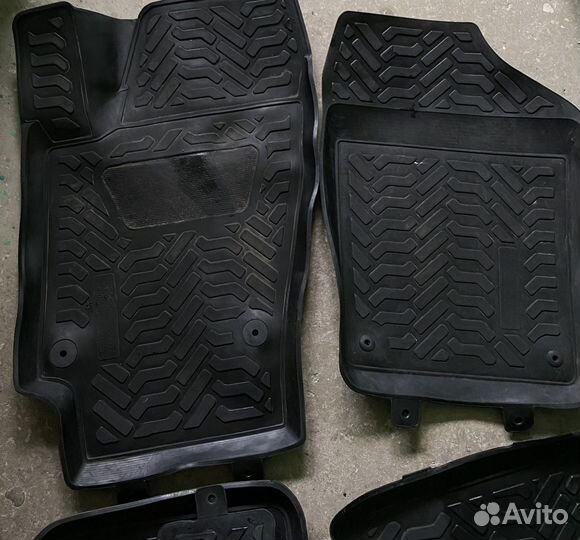 Родной комплект ковриков салона Volksvagen Polo