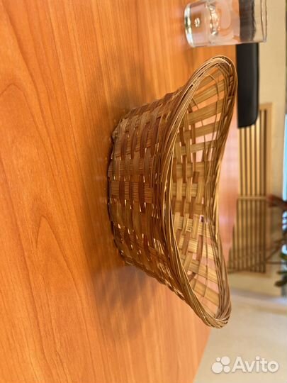 Хлебница соломенная, состояние хорошее