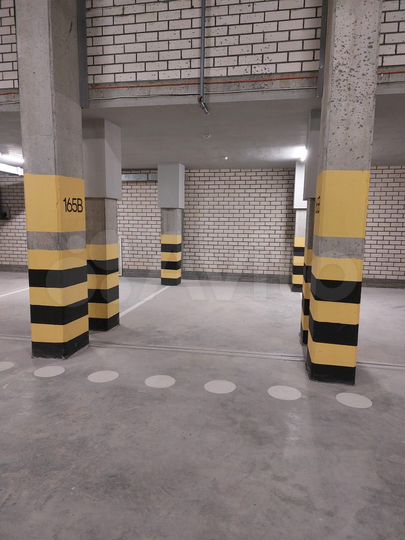 Машиноместо, 19 м²